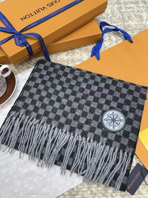 The Damier Graphite 12 Letters Petit Damier scarf is made of wool knit fabric and features aqyuiwllr - Image 4