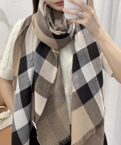 Bur's double-sided shawl is an absolutely heavyweight style, with 10000 recommended latest vhuygyhuw