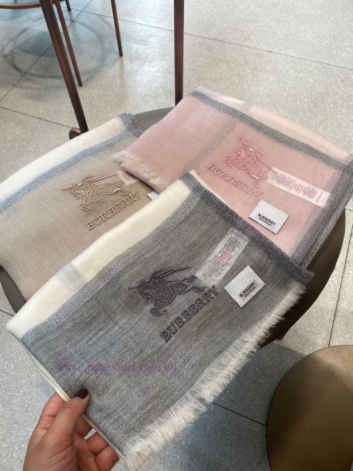 Burberry's latest color scheme for 2024Truly high-end, low-key and luxurious, with exquisitezcraiffb - Image 9