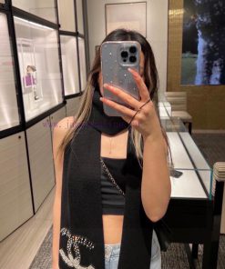 Chanel in the world, the world is rich and beautiful. Chanel's advanced hand made full diamosz9whooi
