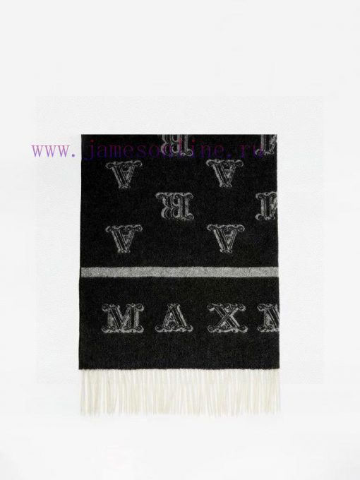 This scarf from M family is made of cashmere fabric and adorned with the iconic MonogramPattfpi7218o
