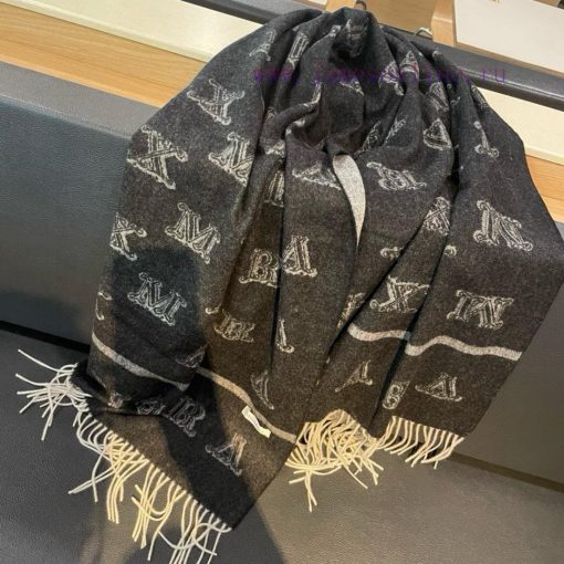 This scarf from M family is made of cashmere fabric and adorned with the iconic MonogramPattfpi7218o - Image 8
