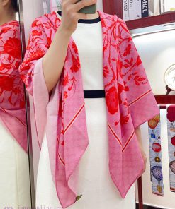 New~NewGucci is a very beautiful shawl series. The very outstanding tasteful fabric is very ji4xuvdb