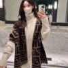 Top quality original Fendi FENDI2021 size 180 * 35cm material 95% wool 5% silk rectangular briedkm54