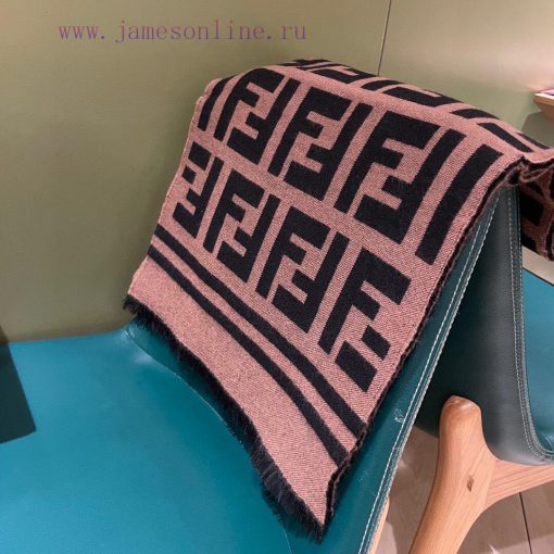 Top quality original Fendi FENDI2021 size 180 * 35cm material 95% wool 5% silk rectangular briedkm54 - Image 7
