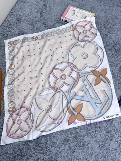 The 2024 Lv bestseller is super soft and silky smooth~The touch is really amazing. When weard15sgcxm - Image 5