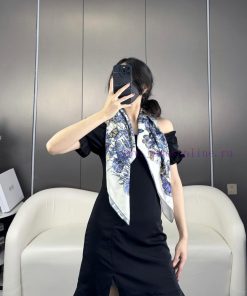 Around the World Butterfly TourFabric made of real silkSize 90 * 90Color: Gold, Blue, PinkThv0brgszn
