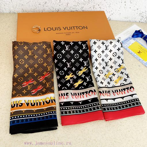 Louis Vuitton100% mulberry silk silk crepe satin versatile small square scarf, with an elegao6nynfh3 - Image 5