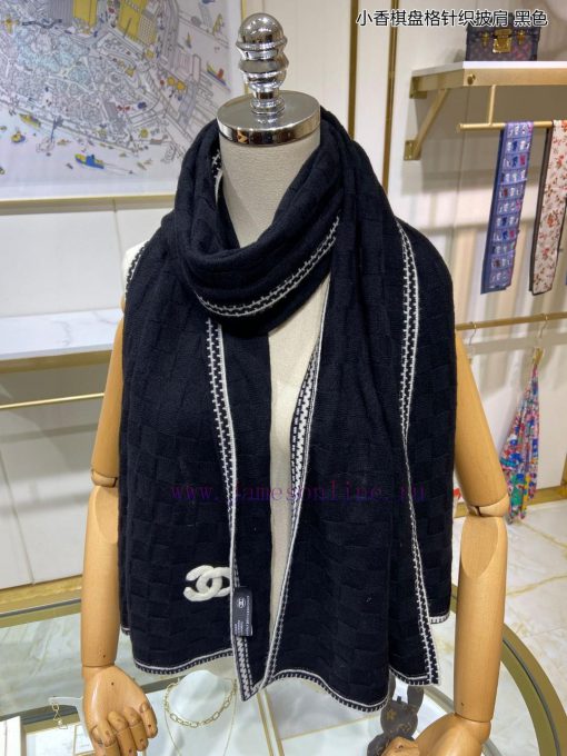 The new Chanel checkered knitted shawl is so beautiful [tears]. It is a top-notch palace grasluj2pyq - Image 7