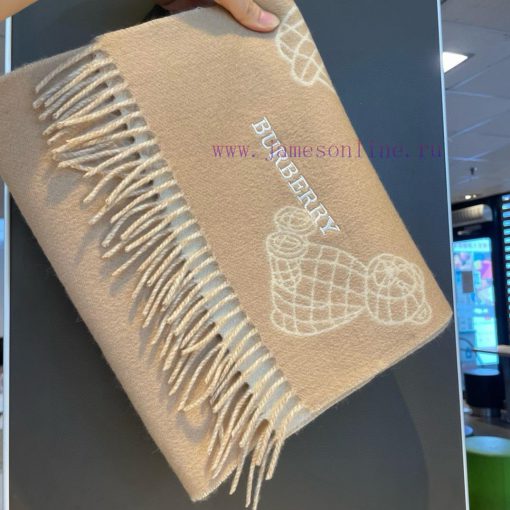 Burberry Teddy Bear of the Year 🧸 A series of cashmere scarves, suitable for both men and woi0gmxm8l - Image 10