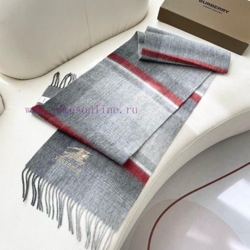 Burberry Classic Cashmere Scarf, come with a hard item In terms of the arrangement of Ma Liucktcoogm - Image 6