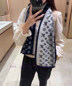 ▪LV A rare knitting item, gentle color matching, super infatuated with low-key and quiet te9l37qoke