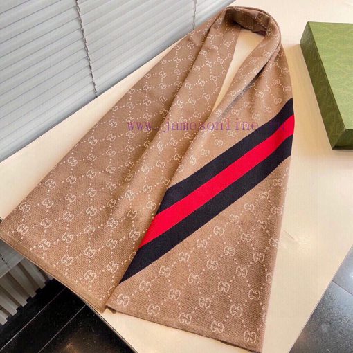 The hot selling Gucci unisex knitted scarf has arrived. Soft and comfortable wool brings the5du2kzc3 - Image 14
