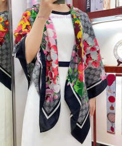 The latest flagship four-color flower 140 cashmere square scarf from GUCCI, which is very eae07czs4s