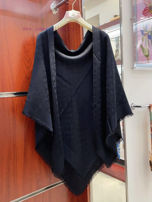 All black, the strongest cow goods can freely enter and exit without pressure. Royal LV Loui55rqc9kp - Image 9