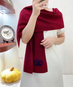 ▪Chanel   Chanel's rare knitting piece, gentle color matching, super infatuated with low-kgriygn7h