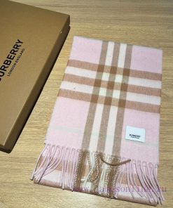 Children's Burberry Classic Parent Child Collection Ba Jia Century Classic Small Grid. This fo62kdyg