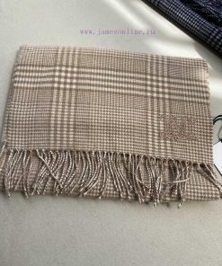 Singles' Day: Celine Retro Checkered ScarfThe Scottish checkered design, combined with simplbu8ss6jm
