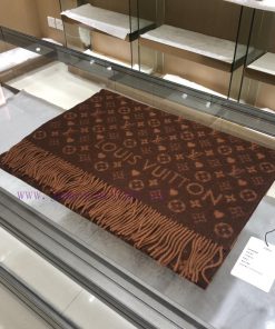 Double Eleven: Donkey Brand Original Single Game on Series Peach Heart Double Color Scarf 10xtl8lfgm