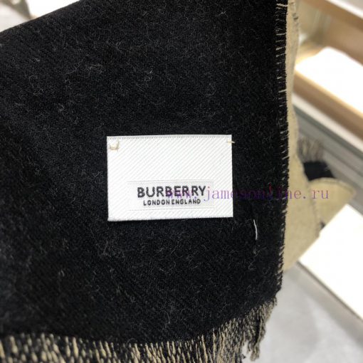 Double Eleven ️𝐁𝐮𝐫𝐛𝐞𝐫𝐫 Double sided large letter scarf in black apricot colorSize188x33cm 10y6lyr6f7 - Image 8