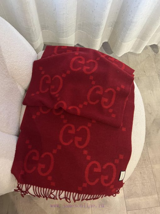 Gucci's' Life Red 'Scarf Belongs to You 🧣The rare color of the true red faith,Everyone shoul2ij9omno - Image 16