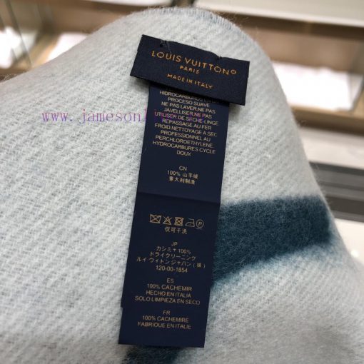 Lv Double Graphic Scarf 205 * 26cm 100% WoolThe LV Graphic Dual scarf is made of a double blfw2t8lrr - Image 10