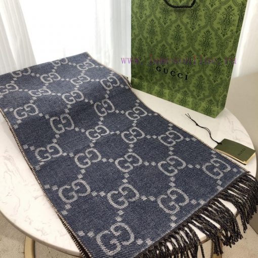 GUCCI's soft jacquard wool scarf features GG patterns on both sides, which are dynamic yet pkkrwh7p2 - Image 5