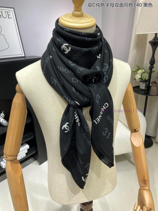 High end customized Chanel double-sided same color cashmere square scarf with double C solids5oh7flw - Image 6