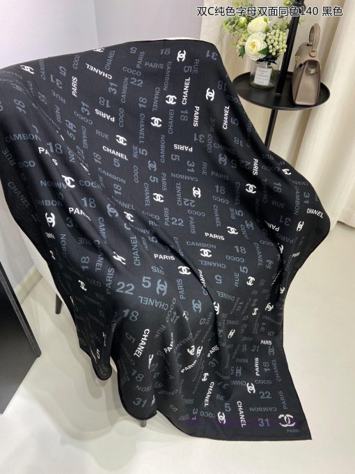 High end customized Chanel double-sided same color cashmere square scarf with double C solids5oh7flw - Image 11