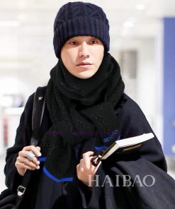 The new unisex version truly praises the My Monogram Eclipse contrasting edge long scarf. Thbonrxq1o