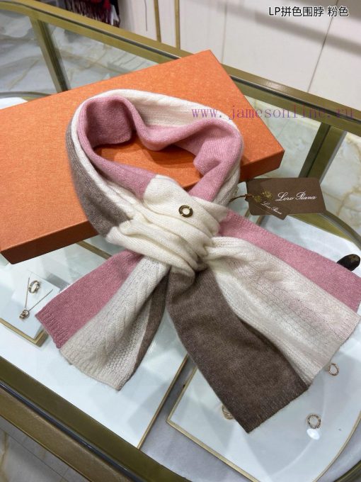 The new Loro Piana Beef LP Color blocked Multi functional Neck allows you to wrap it as you 8vqwcpv4 - Image 15