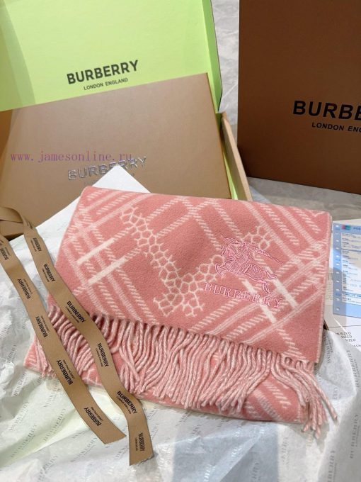 Double sided scarf Burberry plaid scarf ️ It looks crazy, so stylish and charming ️ I reallyodj6nbdx - Image 14