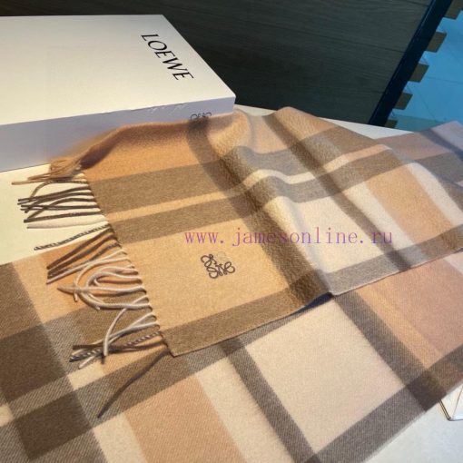 100% cashmere Luoyiwei small logo two-color embroidered cashmere scarf 🧣, This scarf is a ung0bc2lii - Image 7