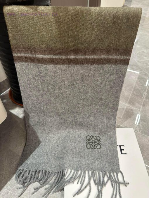 Luo Yiwei's men's and women's scarves are highly praised and kept for themselves. This is a kgiml39f - Image 5