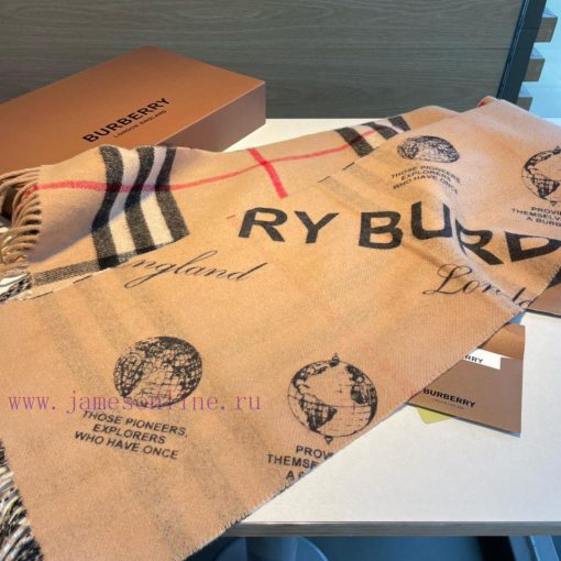 Italian made scarf, made of soft cashmere fabric, decorated with Burberry plaid on one side 96to98mi - Image 10
