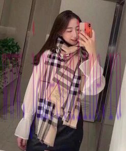 Burberry's new models are slow to come in hand. Grab top of the line original products, unpa4kizapks