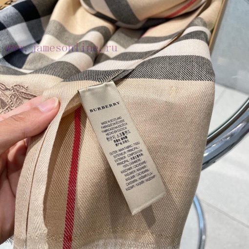Burberry's new models are slow to come in hand. Grab top of the line original products, unpa4kizapks - Image 10