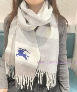 Burberry Classic Cashmere Scarf, come with a hard item In terms of the arrangement of Ma Liuk7446gcs