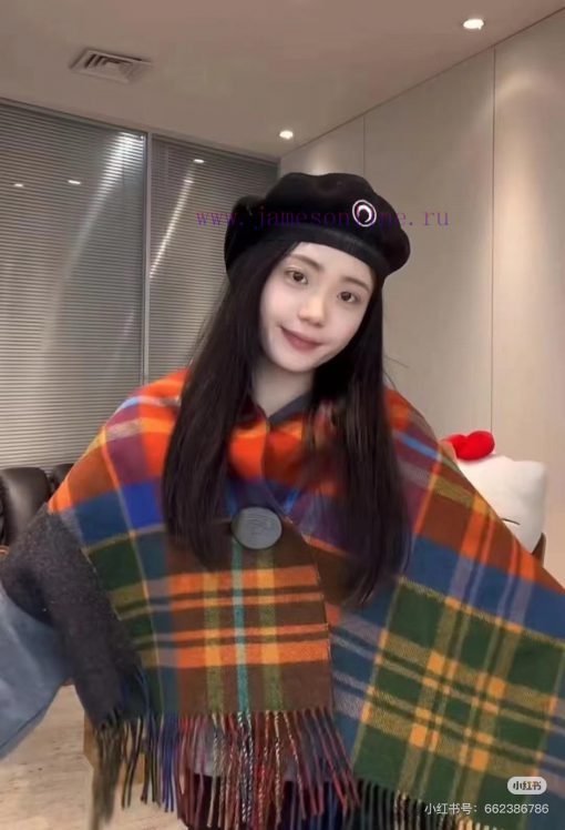 New colors have arrived 𝐕𝐢𝐯𝐢𝐞𝐧𝐧𝐞𝐖𝐞𝐬𝐭𝐰𝐨𝐝 🪐Classic Grid Saturn 🪐 Plaid cape shawl Vivienne Weswfhyqf7l - Image 2