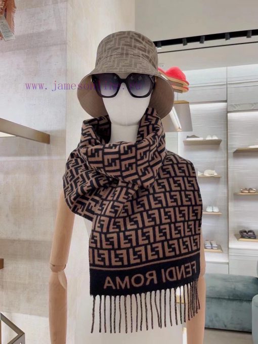 High quality It seems that this year's most popular scarf of the new gourmet Fendi has been 28v5bulq - Image 2