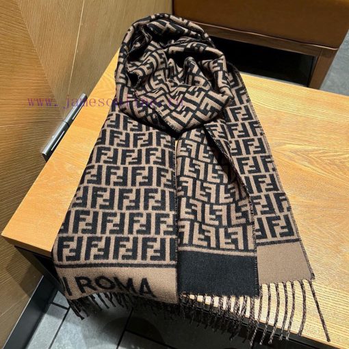 High quality It seems that this year's most popular scarf of the new gourmet Fendi has been 28v5bulq - Image 10
