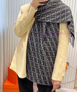 The Fendi/Fendi Double F series, which has become popular worldwide this year, is not only p32fmu9qy