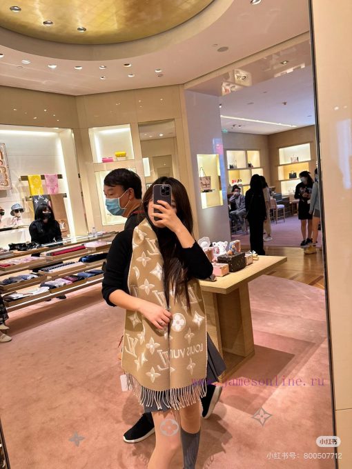 Golden thread old flower double-sided long scarf LV latest gold thread style ️ Fashionable, l0xxbwej - Image 3
