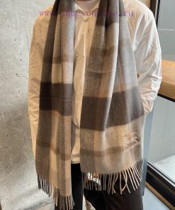 Burberry plaid scarf ️ Men's welfare looks crazy, it's so stylish and charming ️ Very eleganm0pv49ah