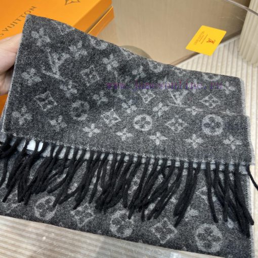 Burberry plaid scarf ️ Men's welfare looks crazy, it's so stylish and charming ️ Very eleganipju1wt4 - Image 11