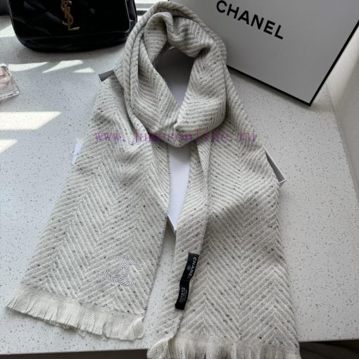 Chanel's new girls are going to blow up the streetsThe black color scheme is truly unbeatablxbjyj3wm - Image 10