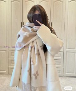 ‼ New color ️ High quality classic Lv, weighing heavily until this year, continues to be n2ztw8qj