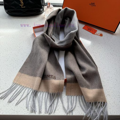Wool Hermes ️ Angry thumbs up for self retention ️ Our men's scarves are rare to buy and cheyrevp1r7 - Image 9