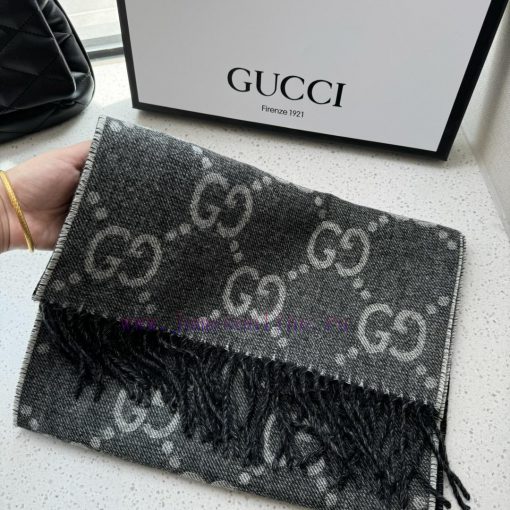 High quality 𝐆𝐔𝐂𝐂𝐈 Jacquard fringe knitted scarfSuper beautiful denim blue+coffee contrastin92iwzeit - Image 6
