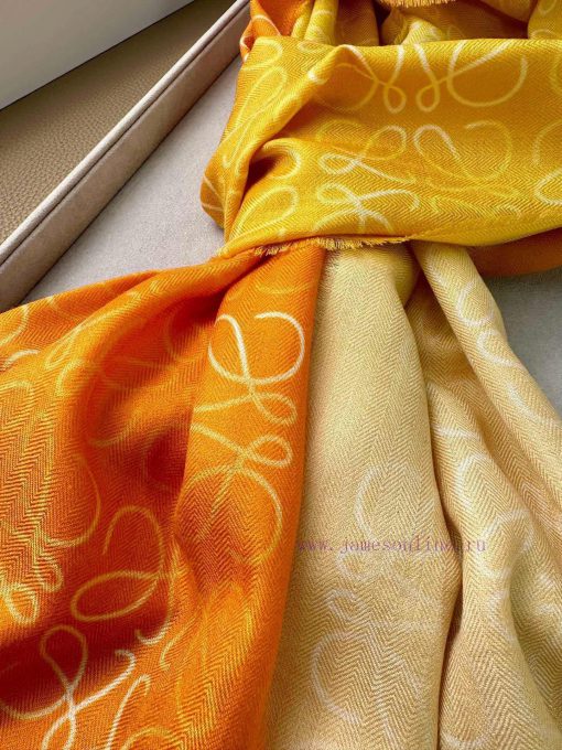 Loewe herringbone silk and cashmere gradient autumn thin scarf with perfect raw material ratej065116 - Image 8